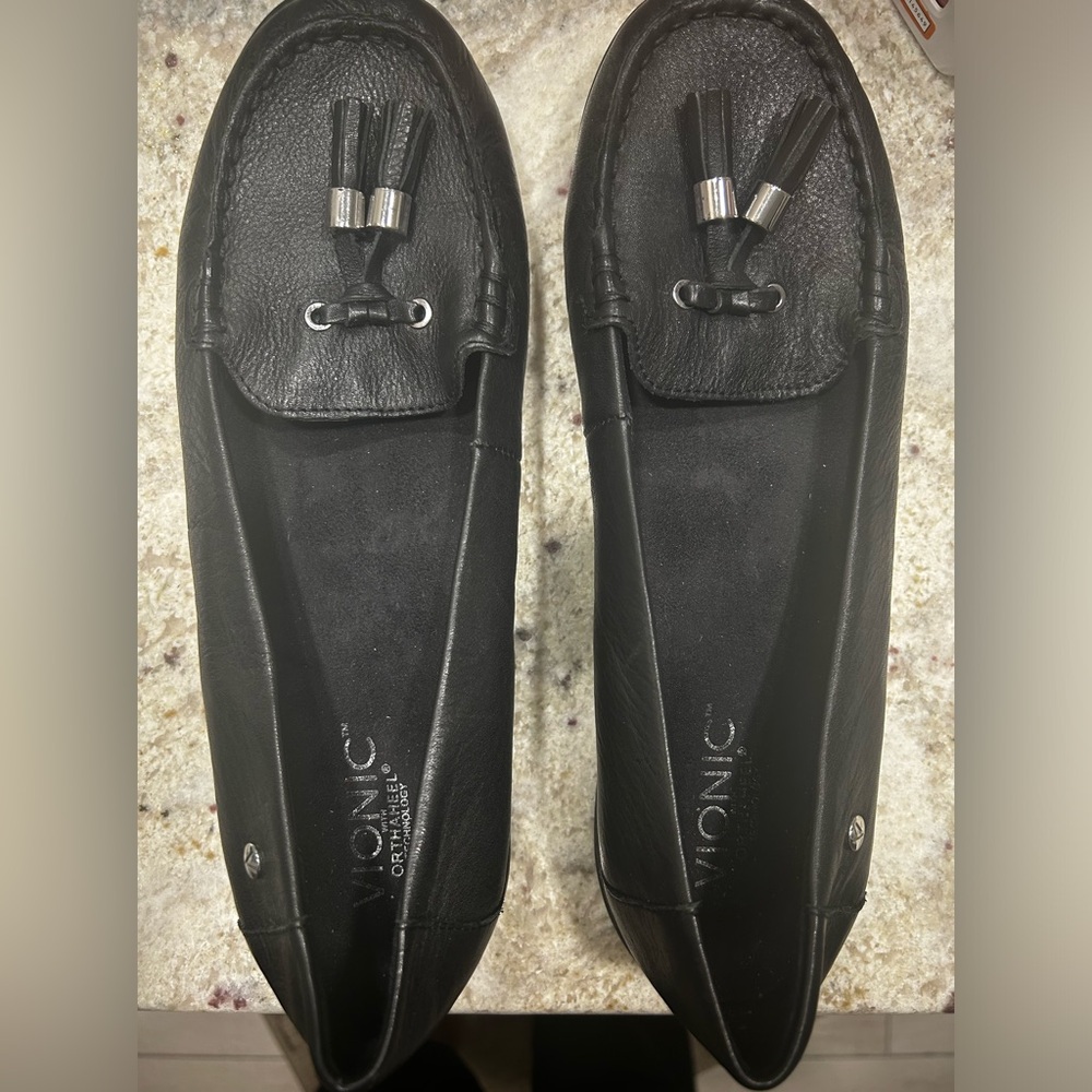 Vionic Loafers size 10
